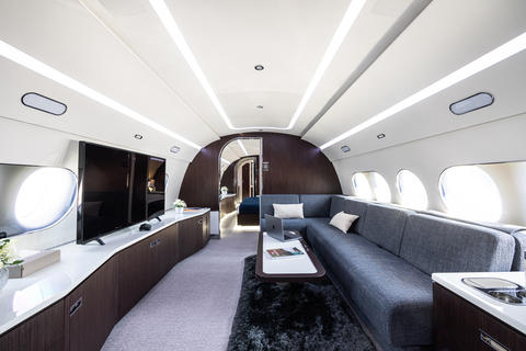 ACJ TwoTwenty cabin interior - Lounge