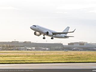1st ACJ319neo take off on endurance flight