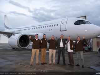 ACJ319neo Endurance flight crew
