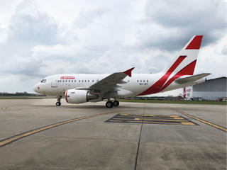 ACJ318 9H-UEC Comlux