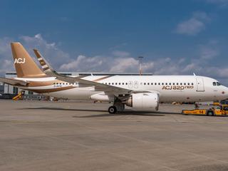 1st-ACJ320neo.jpg