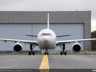 ACJ330 K5 Aviation front view