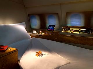 ACJ319 A6-CJE - Emirates private suite