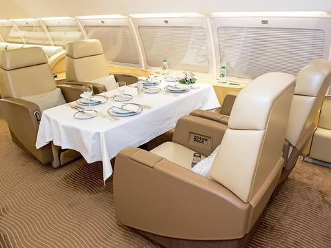ACJ319 Comlux 9H-LIV - Interior