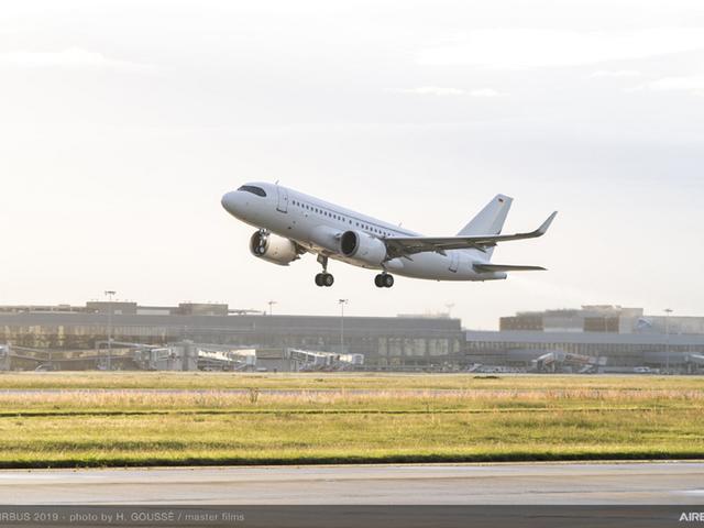 2019-04-26-1st-ACJ319neo-take-off-on-endurance-flight.jpg
