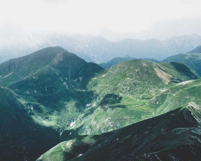 Mountains Mountains