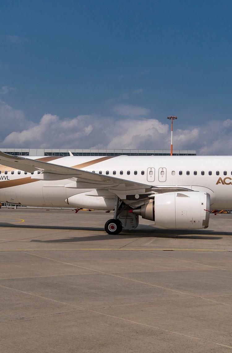 1st-ACJ320neo.jpg