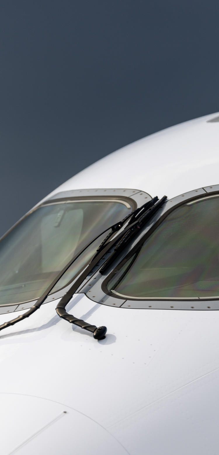 ACJ TwoTwenty exterior