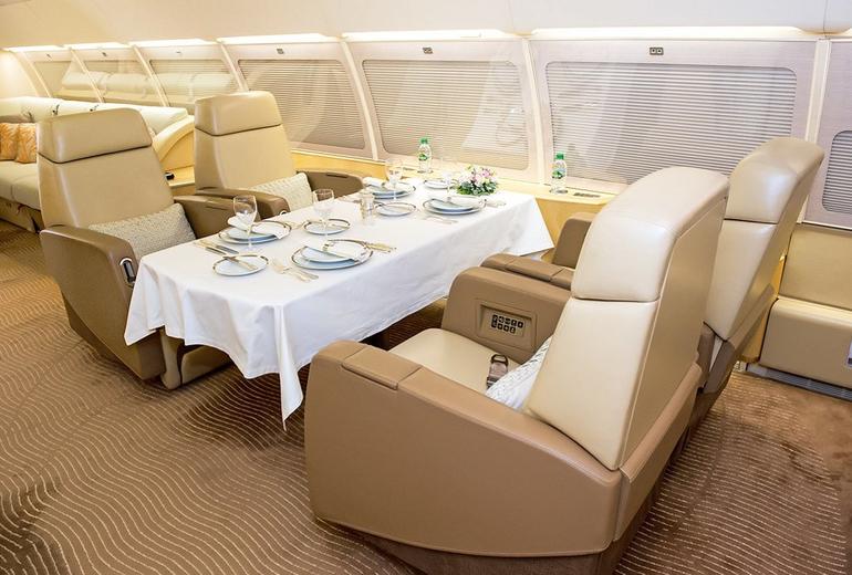 ACJ319 Comlux 9H-LIV - Interior