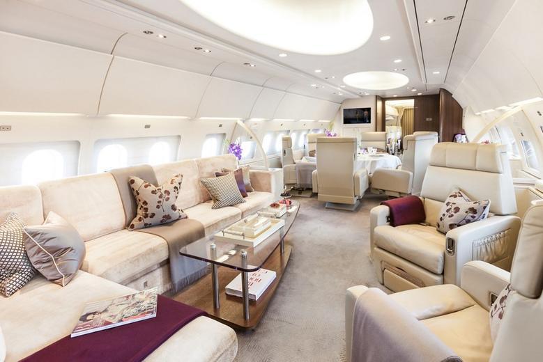 ACJ319 LX-MCO - Global Jet lounge
