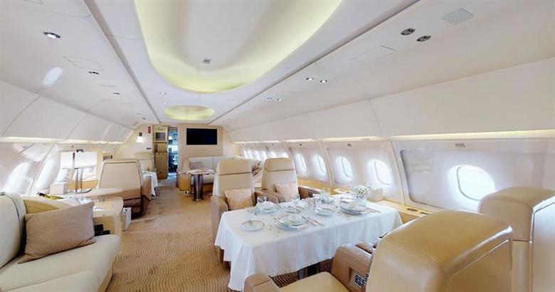 Comlux ACJ319 9H-LIV cabin interior