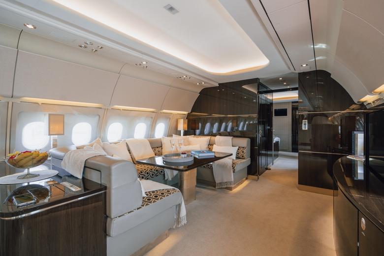 ACJ319 OE-ICE interior lounge